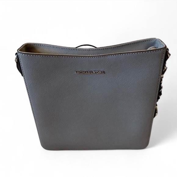 Michael Kors Saffiano Leather Bag - Picture 3 of 6